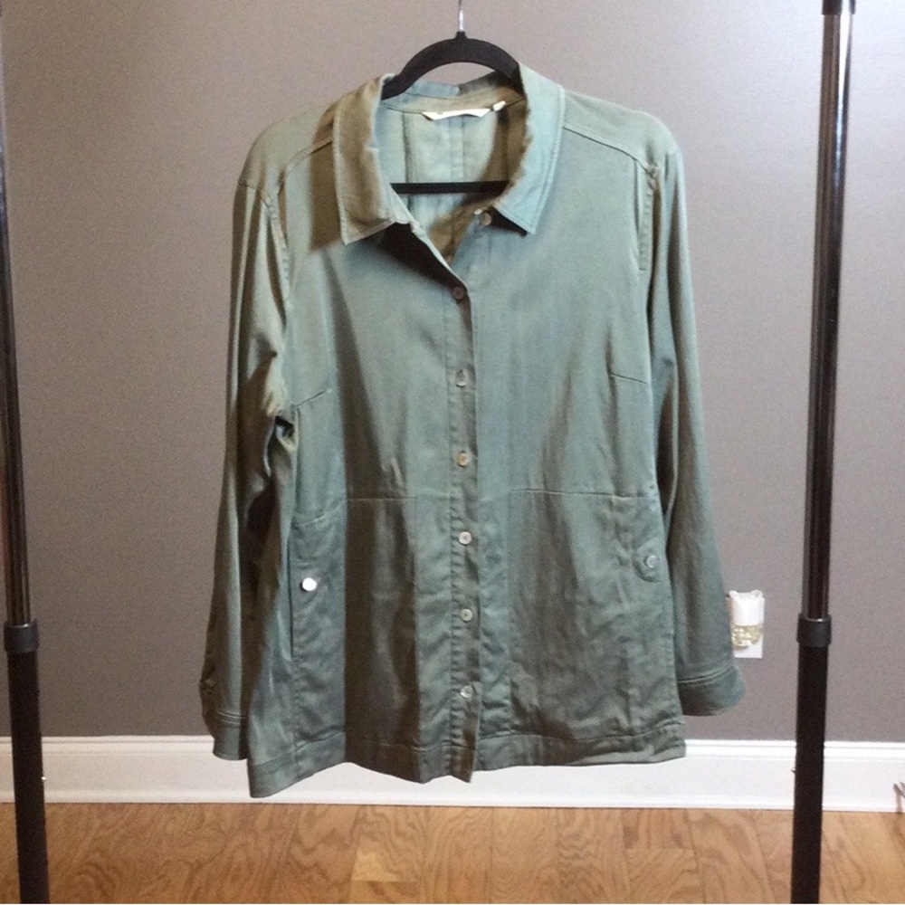 L Soft Surroundings khaki green Tencel tunic